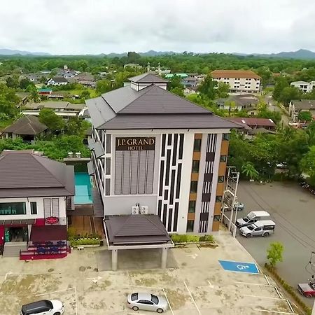 J.P.Grand Hotel Trat Exterior foto