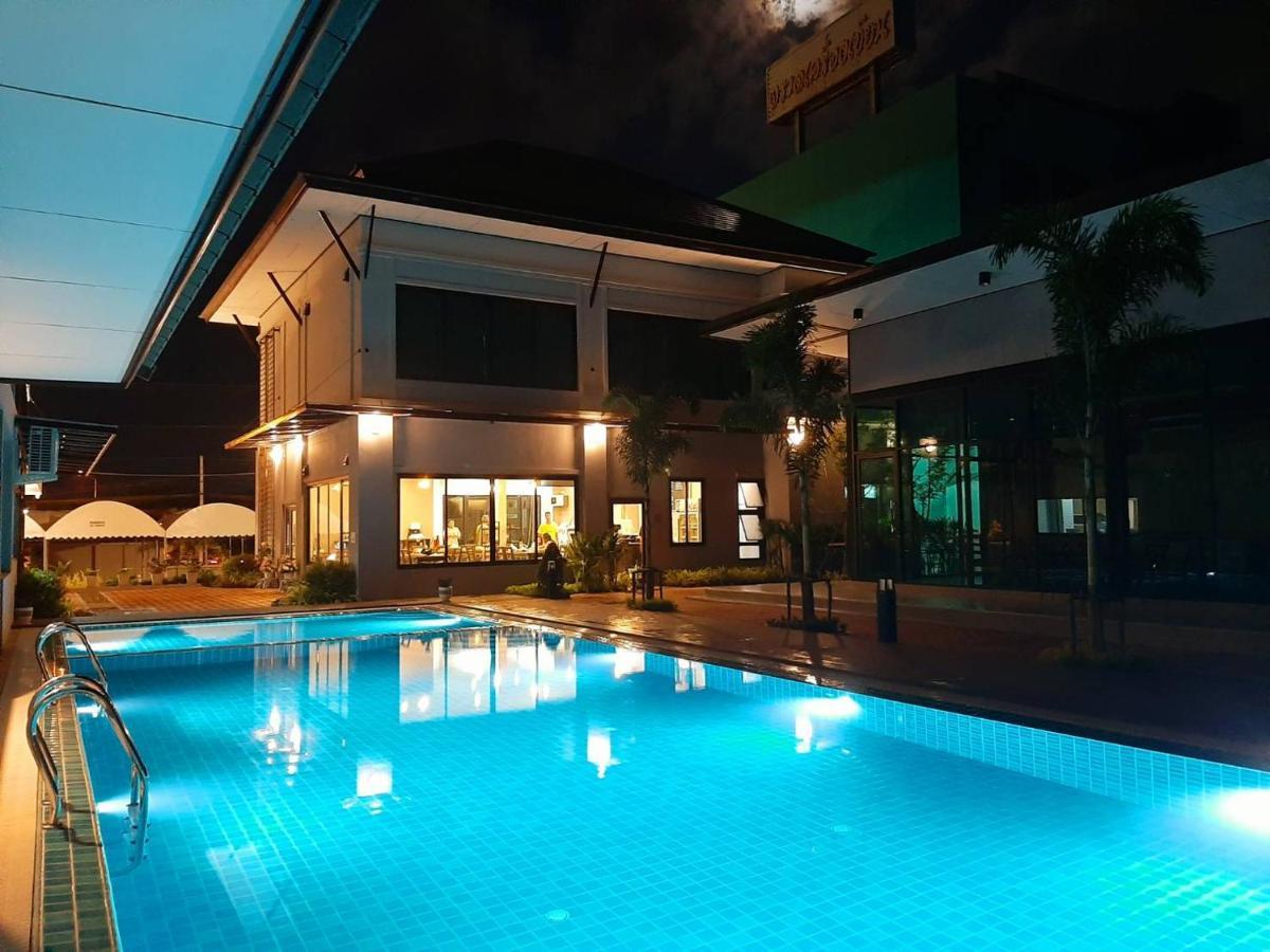 J.P.Grand Hotel Trat Exterior foto