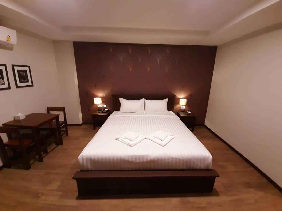J.P.Grand Hotel Trat Exterior foto
