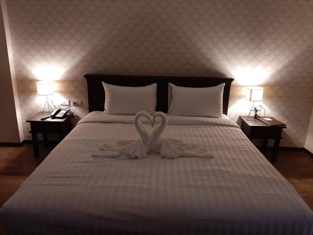 J.P.Grand Hotel Trat Exterior foto