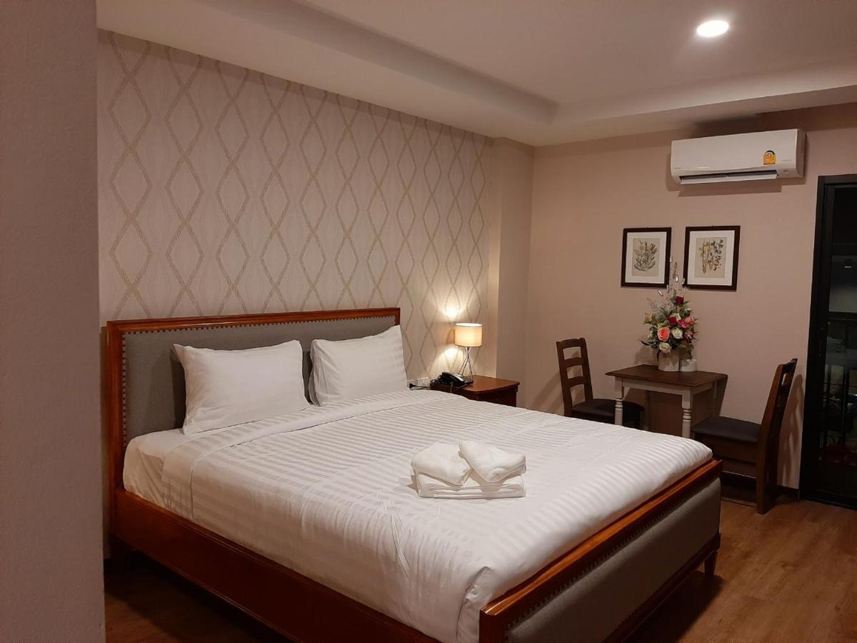 J.P.Grand Hotel Trat Exterior foto