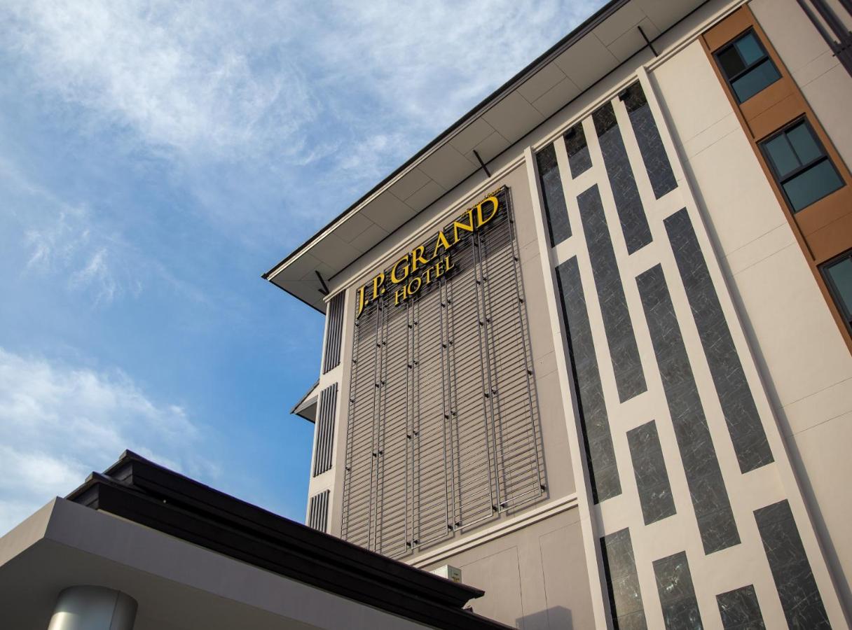 J.P.Grand Hotel Trat Exterior foto