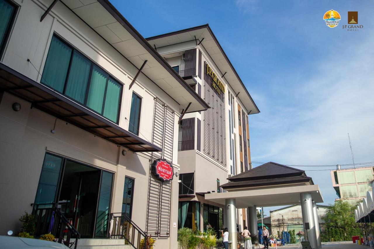 J.P.Grand Hotel Trat Exterior foto