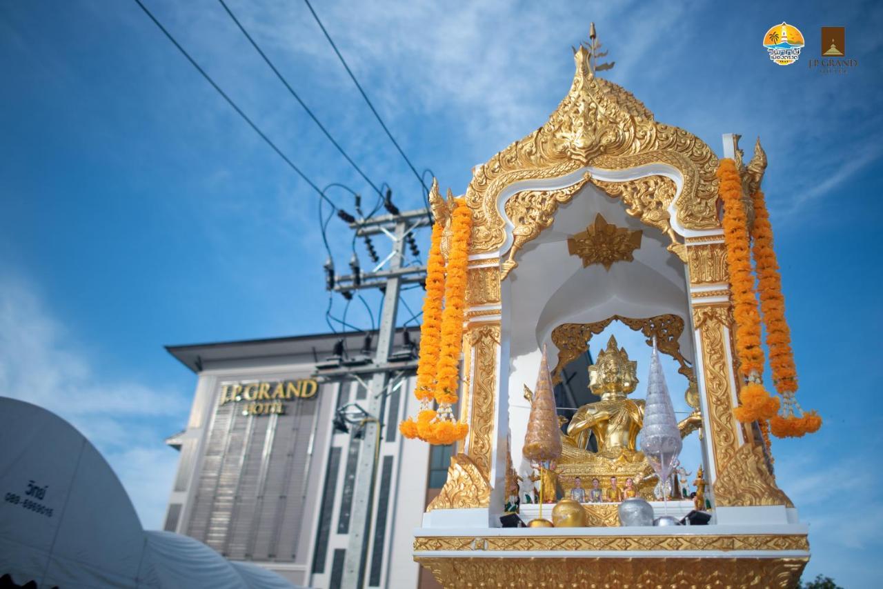 J.P.Grand Hotel Trat Exterior foto